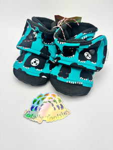 Size D (9-12 months) Shortie Boots-Ready to ship