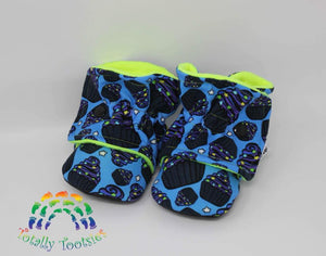 PreOrder Bears on Blue Tootsies