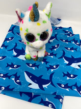 ***Splashies PreOrder-Blue Sharks***